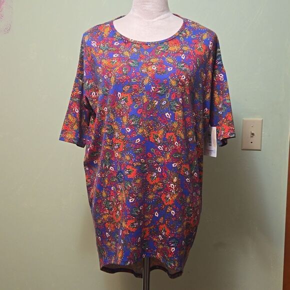 Lularoe Top - Picture 1 of 6